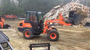 Chargeuse sur pneus Kubota R090 de haute qualité à prix d'usine, équipement de construction compact, performance fiable, certifiée CE - Product Image 2