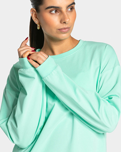 เสื้อยืดผู้หญิง คอตตอน 100% สีพื้น นุ่มสบาย สไตล์ลำลอง โอเวอร์ไซส์ แขนยาว รุ่นซัมเมอร์ 2026 - Product Image 3