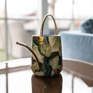 Bâtons de jardin en métal multi-usages avec une conception durable pour soutenir les pots de fleurs et les plantes grimpantes - Product Image 1