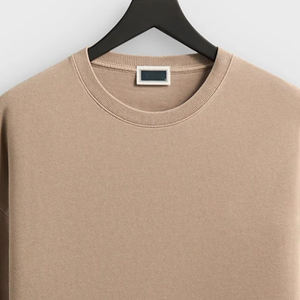 เสื้อยืดพรีเมียมสำหรับผู้ชาย ผ้าเนื้อหนา ตะเข็บทนทาน ดีไซน์คลาสสิก ใช้ได้ทุกวัน สวมใส่สบายและมีสไตล์ เหมาะสำหรับการสั่งซื้อแบบขายส่ง - Product Image 2