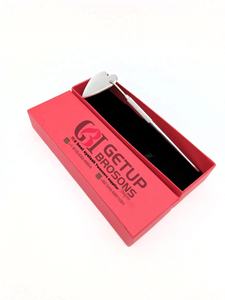 กระจกแต่งหน้าพกพาคุณภาพดีเยี่ยม โครงสแตนเลสทรงหัวใจ ดีไซน์สวยงาม ทนทาน พร้อมสกรีนโลโก้ได้ เหมาะสำหรับต่อขนตาและความงาม - Product Image 6