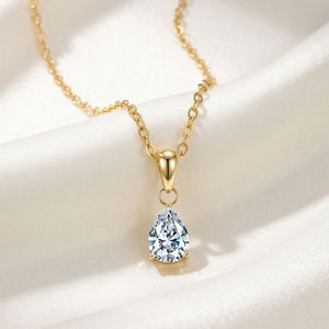 Collier pendentif en moissanite taille marquise AMBER JEWELS, plaqué argent 925, classique, unisexe, pour tous les jours, avec chaîne à maillons - Product Image 3