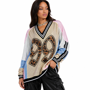 Jersey de Fútbol Americano Personalizado para Mujer, con Lentejuelas y Malla, Estilo Y2K, Cuello en V, Diseño de Leopardo con Número, Jersey de Fútbol de Diseñador - Product Image 1