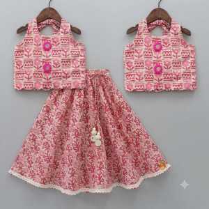 Conjunto de Lehenga Choli de Advik Fashion con Diseños Tradicionales Indios, Estampado Floral y Patrón de Leopardo en Rosa Bebé para Niñas de 3 a 10 Años - Product Image 4