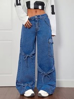 Jean en denim classique taille haute pour femme, coupe droite, en coton respirant, écologique et durable, idéal pour les soirées décontractées