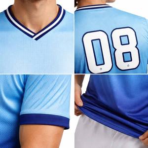 Maillot de football pour homme à col en V dégradé bleu, manches courtes, en polyester respirant, vêtement de sport ajusté, impression par sublimation - Product Image 3
