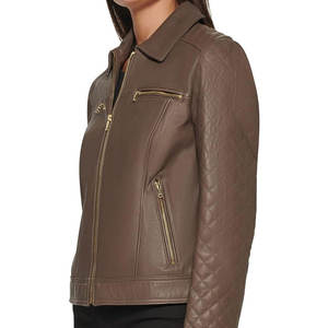 Veste en cuir classique pour femme avec col, fermeture éclair, doublure intérieure chaude, veste tendance pour le streetwear, décontractée et pour le marché d'exportation - Product Image 3