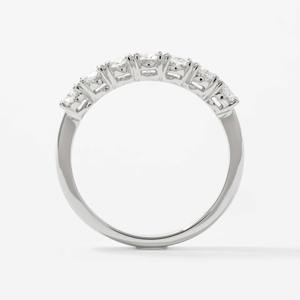 แหวนทองคำขาว 14K หรูหรา ประดับเพชรทรงบริลเลียนต์ 1.30 กะรัต เพาะเลี้ยงในห้องปฏิบัติการ ตัวเรือนแบบกรงเล็บ ฝังเพชรเต็มวงครึ่งวง ได้รับการรับรองจาก IGI - Product Image 1