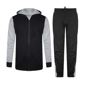 Ensemble de survêtements pour hommes en polyester et coton, personnalisés, à capuche, respirants, à séchage rapide, légers, pour l'entraînement et le jogging, vente en gros - Product Image 1
