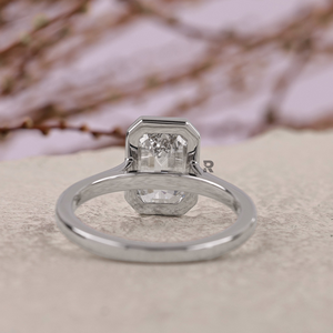Anillo de Compromiso para Mujer Aerin con Diamante Cultivado en Laboratorio de Corte Esmeralda, 1-5CT, Color E, VS1, Certificado IGI, Oro de 10K, 14K o 18K - Product Image 3