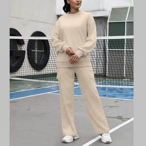 Conjunto Deportivo de Mujer de Alta Calidad, Transpirable, 100% Algodón, Ropa Resistente con Sudadera con Capucha y Pantalones Deportivos, Diseño Liso - Product Image 3