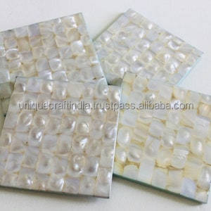 Posavasos Cuadrados de Nácar Genuino, Ecológicos, de 4 Pulgadas y 5 mm de Grosor, Diseño de Mosaico Sofisticado, Artesanía Única de la India para un Toque Elegante - Product Image 3