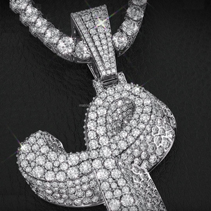 Chef-d 'œuvre à couper le souffle qui fusionne l'élégance avec un pendentif en forme de L de designer artistique en 925 avec un design personnalisé Moissanite - Product Image 3