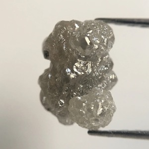 Coffret de Diamants Naturels de Qualité Supérieure, Conçu pour les Grossistes d'Accessoires Haut de Gamme, avec une Aura de Feu Blanc Éblouissante - Product Image 6