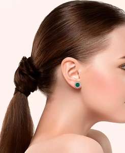 Orecchini a bottone solitario Halo con cuscino di pietra di nascita in piatto d'argento | Macacy's - Product Image 2