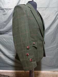 Veste de mariage traditionnelle en tweed Argyle pour homme, best-seller de Ventoria Enterprises, noire, résistante à l'eau, hiver, personnalisable - Product Image 3