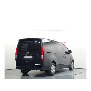 Hyundai Staria Cargo 2024, 5 places, boîte automatique, sièges en cuir, conduite à gauche, 80 416 km, Diesel - Product Image 2