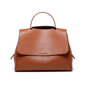 Sac à main minimaliste à rabat en cuir véritable pour femme, usage quotidien, couleur beige, deux poignées, design élégant - Product Image 5