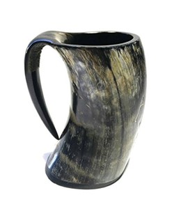 Jarra Vikinga Artesanal Hecha a Mano, Recipiente para Bebidas Diseñado para Coleccionistas, Minoristas y Tiendas de Regalos - Product Image 2