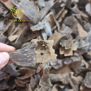 น้ำหอมอูดเวียดนาม HUFA OUD HP-ED1 กลิ่นหอมเข้มข้น ด้วยความหอมที่ดั้งเดิมจากไม้กฤษณา 100% จากธรรมชาติ - Product Image 3