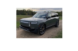 Auto Usado en Excelentes Condiciones, RivianS R1S Launch Edition 2023, SUV Usado, Listo para Enviar - Product Image 6