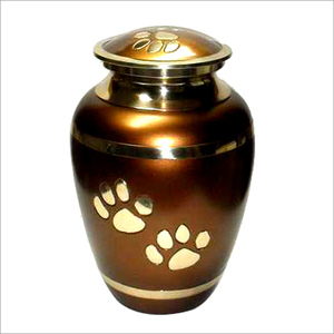 Magnifiques urnes funéraires personnalisables écologiques de style européen avec empreinte de patte d'animal et cœur gravé pour cendres funéraires - Product Image 3