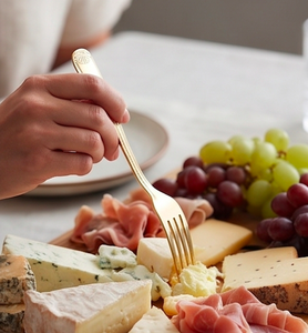 Ensemble de fourchettes élégantes en acier inoxydable doré, idéal pour les fêtes, les mariages, les restaurants, les cafés et l'usage domestique - Product Image 3