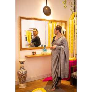 Vestido Sari Indio para Mujer, Diseño Moderno, Color Negro Metálico, Pantalones Ajustados Elásticos, Ropa Elegante Estilo Sari, Lavado a Mano - Product Image 6