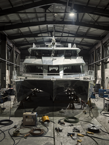 Yate de Recreo Personalizado UBI 18100A de 11.8M, 100 Pasajeros, Motor Intraborda de 350HP, Casco de Aleación de Aluminio de Grado Marino HD-1180B Soldado - Product Image 2