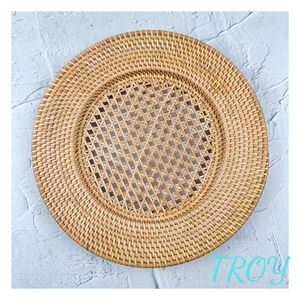 Salvamanteles Redondo de Ratán de 38 cm para Mesas de Té, Teteras, Tazas y Aperitivos en Ambientes Acogedores de Sala de Estar, Ideal para Tiendas de Regalos y Minoristas - Product Image 4