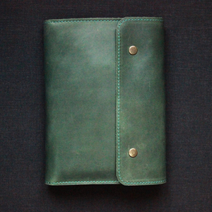 Cuaderno de Cuero Premium A5, Recargable, con Cubierta Protectora Resistente a Olores, para Oficina y Negocios, LNBC-0039 - Product Image 1