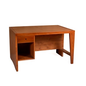 Juego de Muebles de Oficina Estilo Pierre Jeanneret al por Mayor, Escritorio de Madera Maciza con Superficie de Cuero Verde y Silla de Oficina de Ratán con Patas en V - Product Image 5