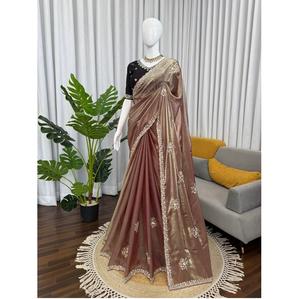 Sari de Diseño Reversible de Seda TENNECY Fendy de Última Moda, Alta Demanda, con Bordado de Cuentas, Elegante para Fiestas y Bodas, Disponible en Buen Estado - Product Image 1