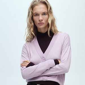 Cardigan en tricot professionnel pour femmes, boutonné, impression de logo personnalisée, service OEM - Product Image 3
