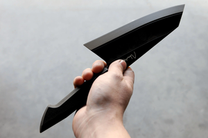 มีดเชฟเหล็กกล้าคาร์บอนทำมือ รุ่นพรีเมียม LEGACY BLADES ด้ามไม้แบบเต็มด้ามเคลือบสีดำ ใช้งานได้ทั้งสองมือ ล้างในเครื่องล้างจานได้ - Product Image 2