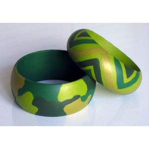 Bijoux ethniques artisanaux colorés - Collection de mode féminine Bracelets en bambou et en bois peints par des artisans - Product Image 3