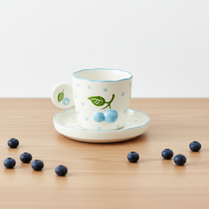 Taza y Platillo de Porcelana Fina de Primera Calidad 3460984C-0.2, Diseño Estampado con Motivos de Arándanos y Puntos - Product Image 2