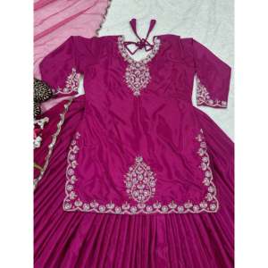Ensemble Lehenga violet taille L pour femmes de marque ND avec Dupatta et haut élégant pour les occasions spéciales - Product Image 2