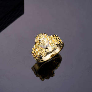 Anillo Religioso de Lujo en Plata de Ley 925 con Diamantes Cultivados en Laboratorio y Detalles de Piedras Brillantes para Mayoristas de Joyería - Product Image 1