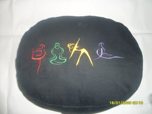 Cojín Redondo Gris Oscuro para Yoga y Meditación, de Lona de Algodón, Portátil, para Adultos, para Uso en Ejercicios - Product Image 5