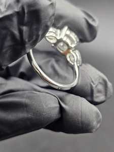 Anillo de tres piedras con diamante moissanita de corte cojín, plata 925 original, joyería fina para aniversario, regalo encantador para pareja - Product Image 4