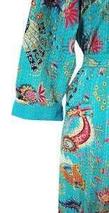 Bata Kimono de Algodón Suave y Transpirable con Estampado de Dibujos Animados Naaz Textile para Mujer, Camisón de Verano Hecho a Mano ODM con Cuello en V y Cintura Elástica - Product Image 4