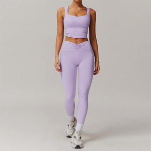 Conjunto de yoga para mujer: leggings fruncidos de cintura alta, top corto de cuello cuadrado, conjunto de ropa deportiva sin costuras para gimnasio y fitness - Product Image 5
