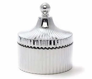 Récipient à cire parfumée en laiton avec finition dorée parfait pour la table de mariage et la décoration de la maison - Product Image 3