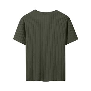 เสื้อยืดแขนสั้นผู้ชายสีพื้น ผ้าถัก ระบายอากาศได้ดี เป็นมิตรกับสิ่งแวดล้อม คอกลม ทรงปกติ สวมใส่สบาย ลายถักแบบเคเบิ้ล - Product Image 4