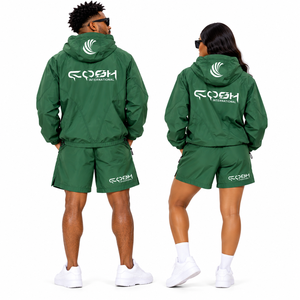 ชุดวอร์มแบบ unisex เสื้อแจ็คเก็ตสปอร์ต กางเกงขาสั้น สีเขียวล้วน แห้งเร็ว ผลิตจากโพลีเอสเตอร์ เหมาะสำหรับใส่ในฤดูใบไม้ผลิ ชุดออกกำลังกายเข้าชุด - Product Image 3