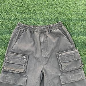 Shorts cargo gris personnalisés pour hommes, taille élastique, en toile respirante, mi-longs, style décontracté, couleur unie, avec poches - Product Image 3