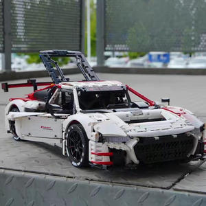 99310 1:8 รถสปอร์ต RC รุ่น R8 ชุดตัวต่อประกอบแบบ MOC ของเล่นรถแข่ง ชุดของขวัญคริสต์มาส - Product Image 2