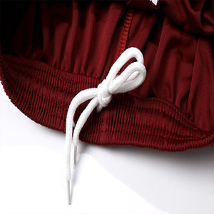 Ensemble d'uniformes de football personnalisés pour l'entraînement et les matchs en équipe, avec tissu respirant, maillot et short de football professionnels - Product Image 4