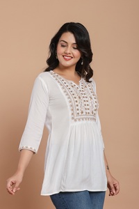 White Cotton <b>Kurta</b> With Embroidery 3/4 Sleeve Loose Fit Casual Wear For <b>Women</b> India Pakistan Style - Product Image 3
